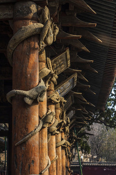 中國(guó)山西太原晉祠圣母殿大殿立柱