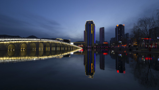 水景公園夜景