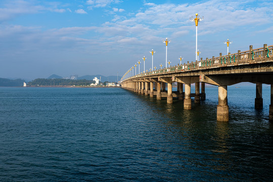 廣西防城港西灣風(fēng)景區(qū)西灣大橋