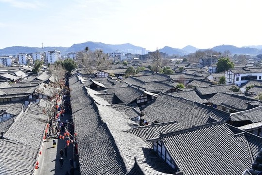 閬中古城