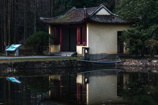 武漢植物園里的建筑
