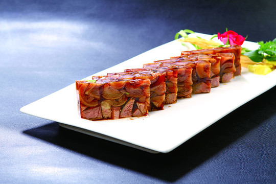 阿膠驢肉