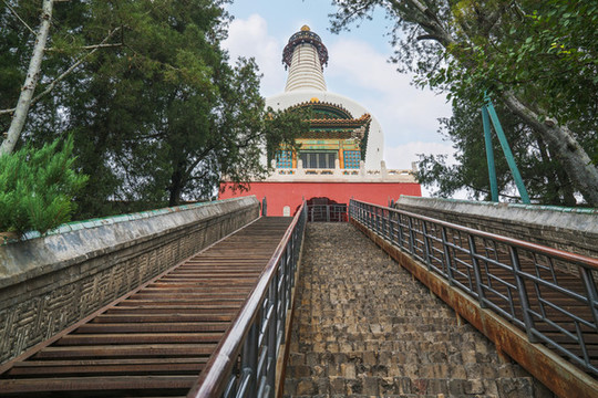 北京北海公園古建筑和中式園林
