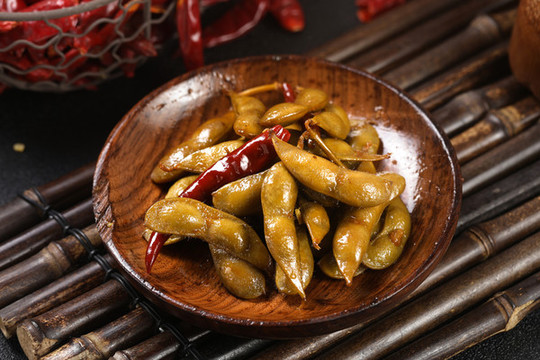 鹵毛豆