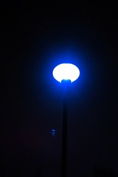夜晚的燈