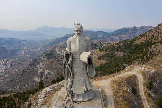 航拍濟南王老頂月老神造像08