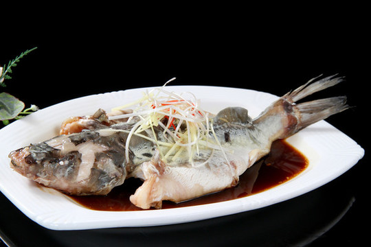 清蒸鮮江團(tuán)