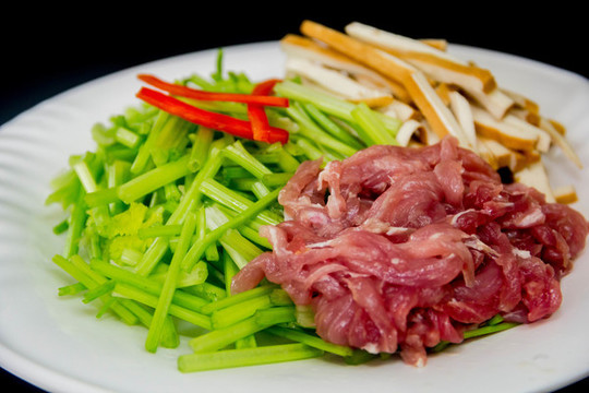 芹菜香干肉絲配菜