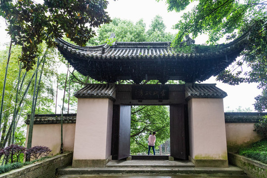 浦江仙華山