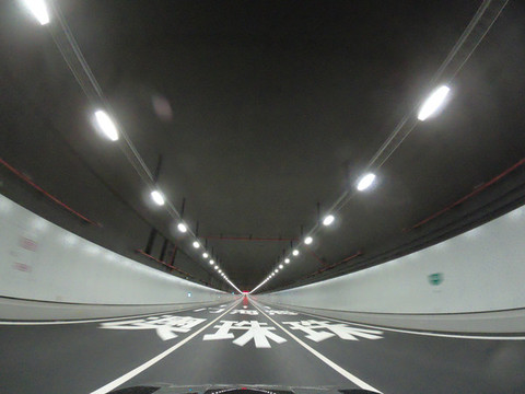 港珠澳大橋海底隧道
