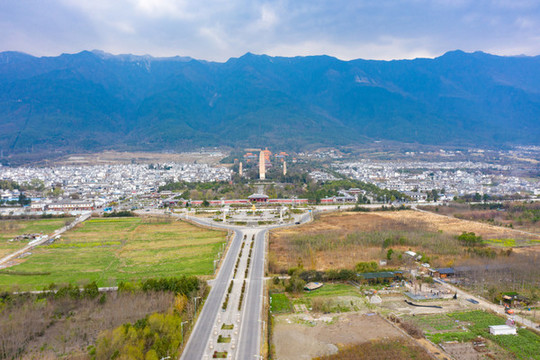 航拍云南大理崇圣寺三塔