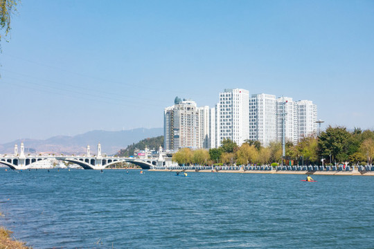 航拍云南大理市區(qū)