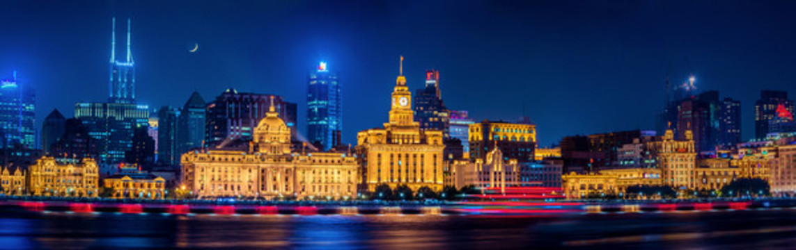 中國(guó)上海黃浦江外灘夜景全景