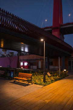 夜晚的路燈