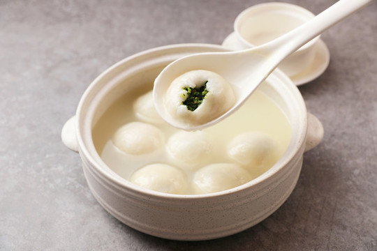 薺菜湯圓