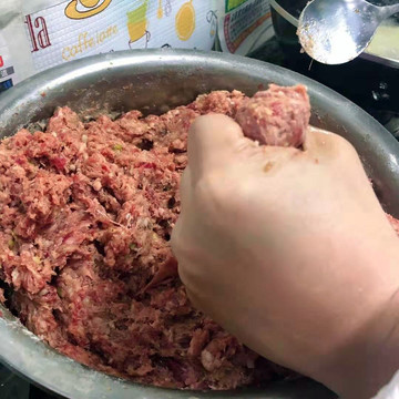肉丸制作