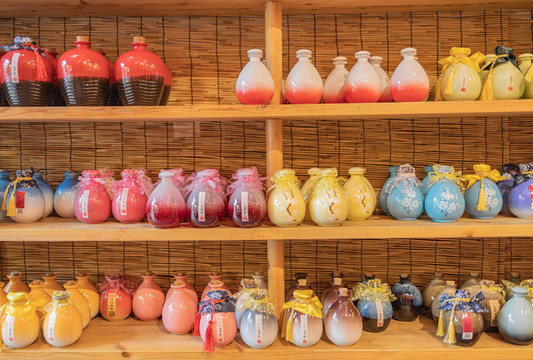沙灣古鎮(zhèn)桃花釀展示商品