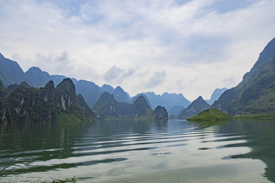 自然山水風(fēng)景如畫