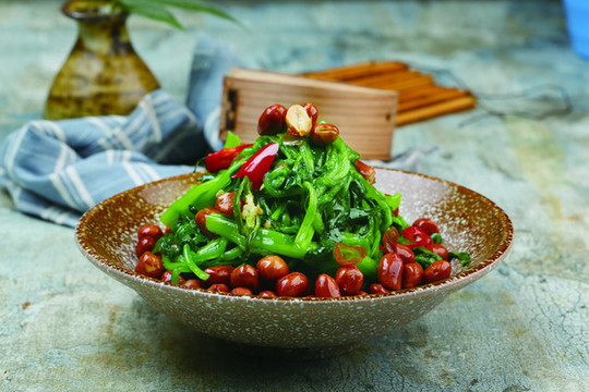 果仁菠菜