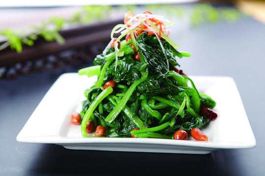 果仁菠菜