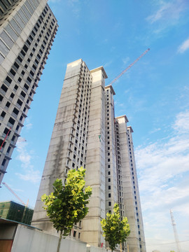 在建大樓仰視