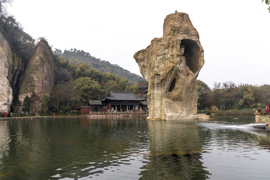 柯巖風(fēng)景區(qū)