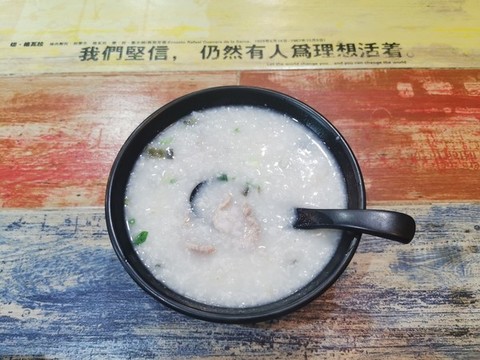 皮蛋廋肉粥