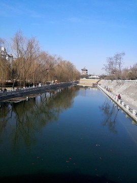 西安護城河景色