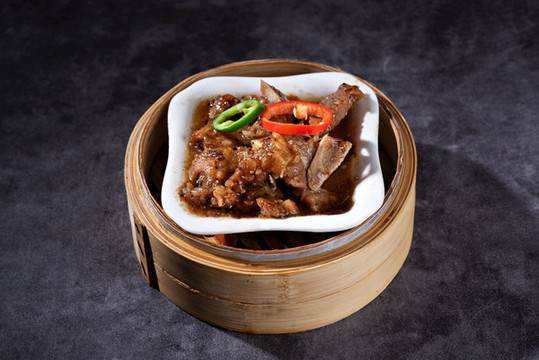 黑椒牛仔骨