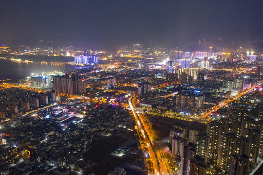 航拍云南大理市區(qū)夜景風(fēng)光