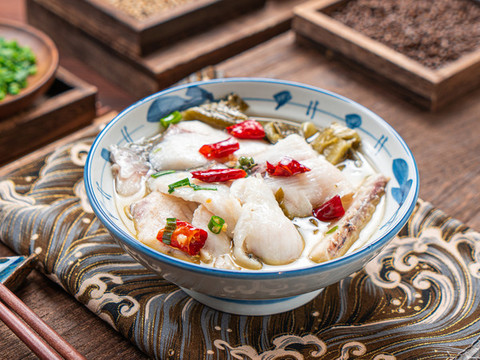 酸菜魚(yú)