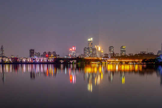 南京玄武湖夜景