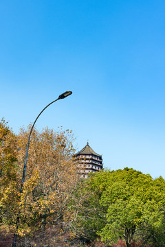 浙江杭州錢塘江大橋六和塔