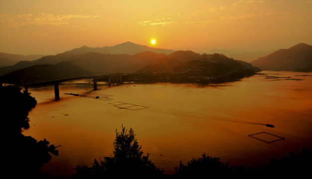 紅水河風(fēng)光