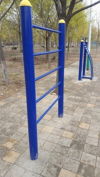 健身器材