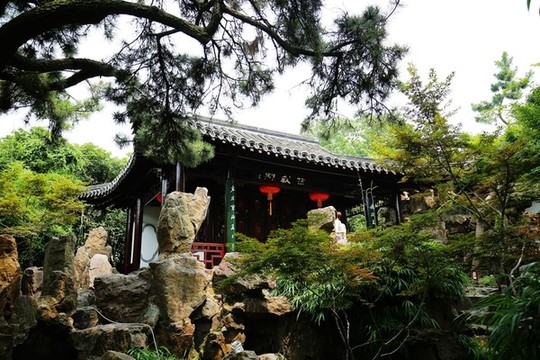 揚(yáng)州個(gè)園