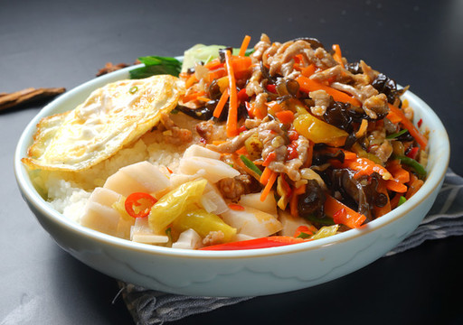 魚香肉絲蓋澆飯