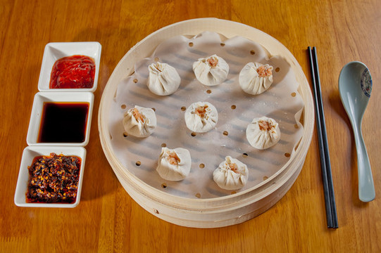 一籠鮮肉燒賣