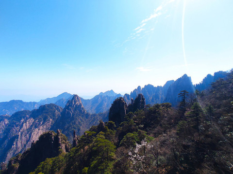 山巒