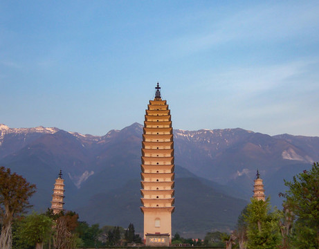 云南大理崇圣寺三塔
