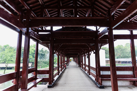 婺源清華鎮(zhèn)彩虹橋