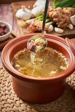 農(nóng)家土雞湯
