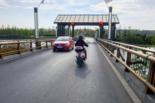 騎行會(huì)車(chē)