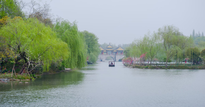 揚(yáng)州園林瘦西湖