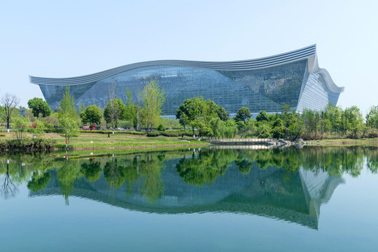 成都錦城湖和環(huán)球中心建筑