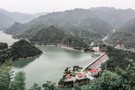 澤雅湖水庫(kù)