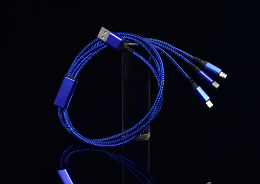 電源線