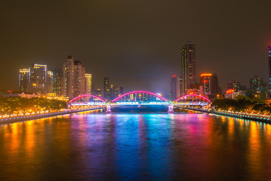 廣州解放橋沿江路夜景
