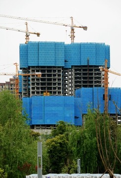 建修高樓