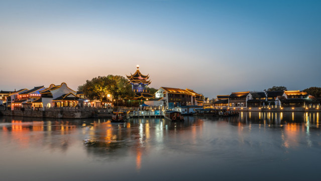 蘇州山塘街黃昏夜景